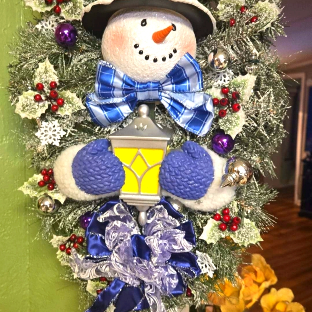 Thomas Kinkade wreath